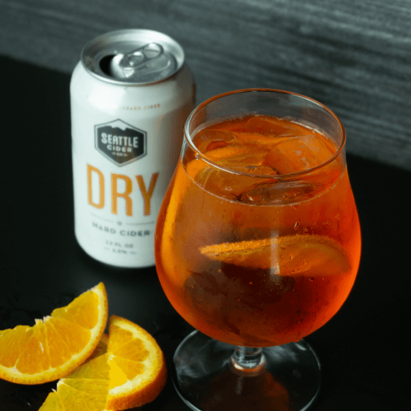 dry appeal spritz cocktail image